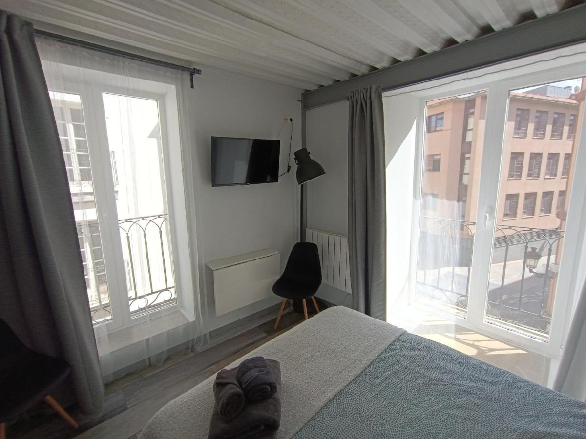 Estudio Con Encanto En Casco Antiguo De Burgos P2 Kültér fotó